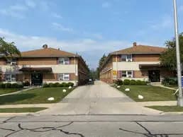 Milwaukee County apartments for rent - Property image - Packard Glen - 1