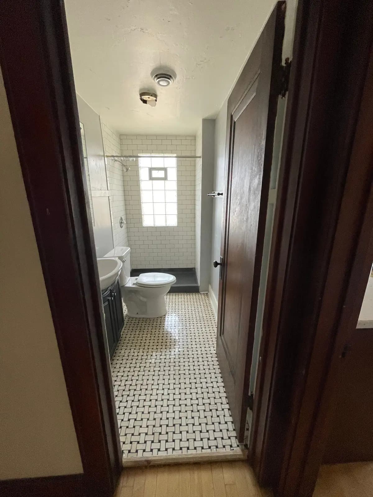 Milwaukee County apartments for rent - Property image - 2949 Sherman - 2