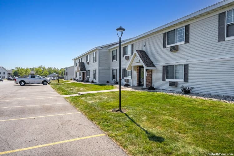 Milwaukee County apartments for rent - image - large (12).jpg