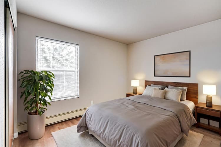 Milwaukee County apartments for rent - image - large (40).jpg