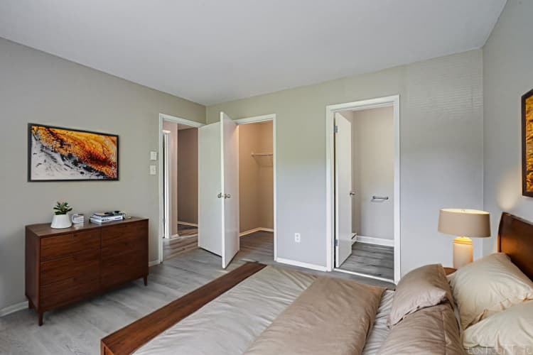 Milwaukee County apartments for rent - image - large (52).jpg