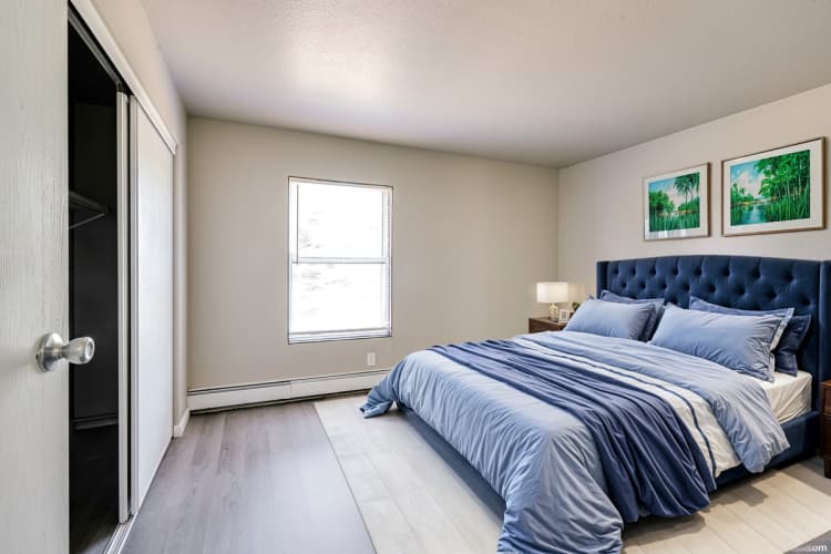 Milwaukee County apartments for rent - image - large (1).png