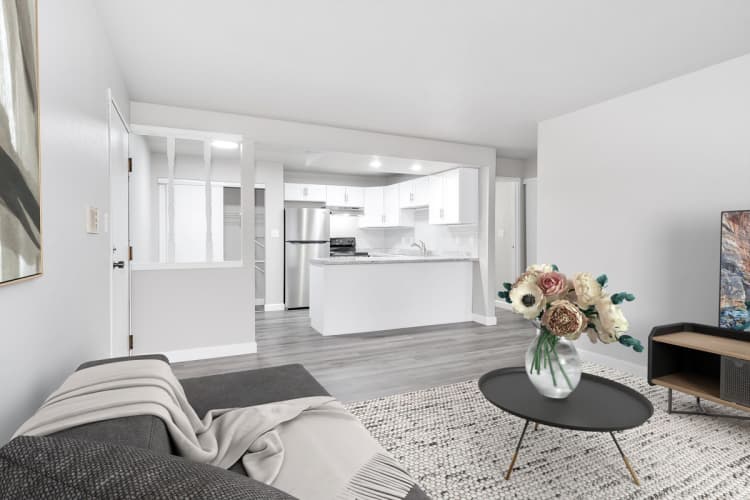 Milwaukee County apartments for rent - image - large (17).jpg
