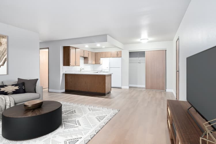 Milwaukee County apartments for rent - image - large (64).jpg