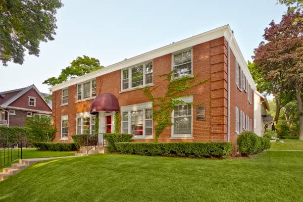 Milwaukee County apartments for rent - image - 00g0g_6XYXwVpaiAh_0CI0pO_600x450.jpg