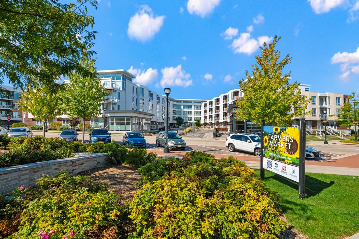 Milwaukee County apartments for rent - Property image - Emerald Row Apartments - 1