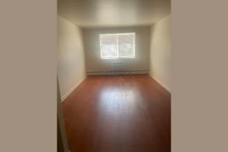 Milwaukee County apartments for rent - image - 3901 Humboldt #203 Bedroom.jpg