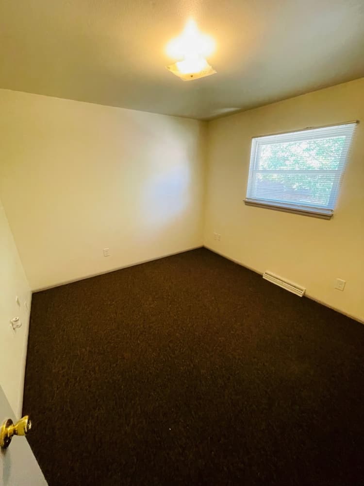 Milwaukee County apartments for rent - image - BR2.jpg