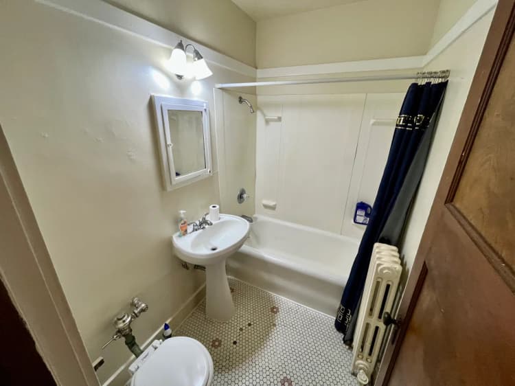 Milwaukee County apartments for rent - image - property-image-1793216277224.jpeg