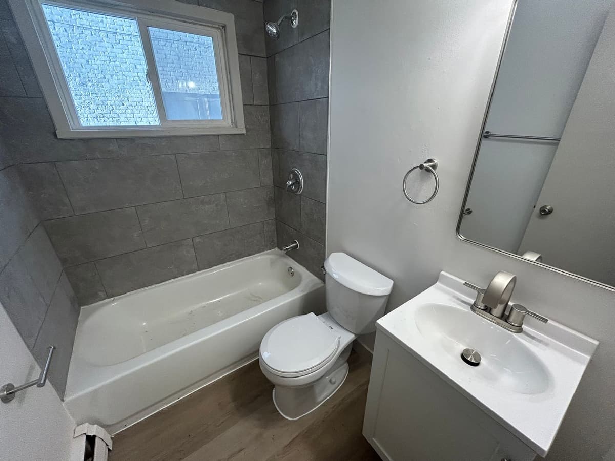 Milwaukee County apartments for rent - Property image - 1422 S 7th St - 2