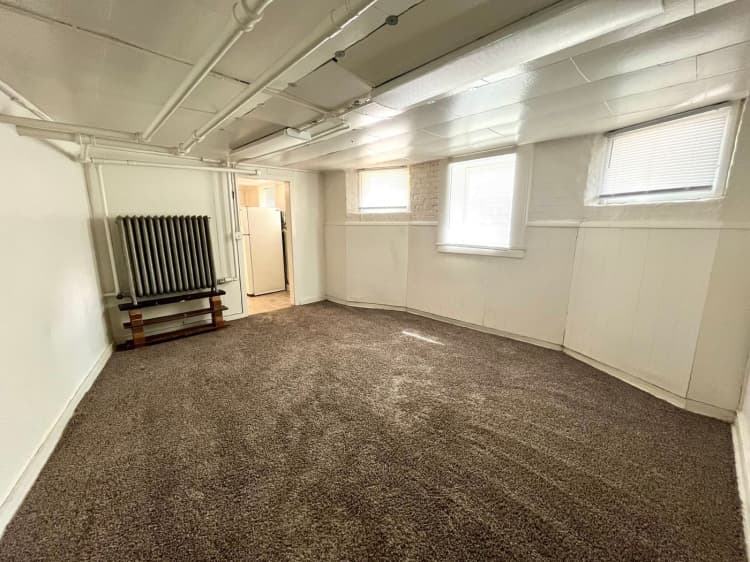 Milwaukee County apartments for rent - image - large (3).jpeg