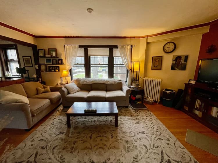 Milwaukee County apartments for rent - image - large (1).jpeg