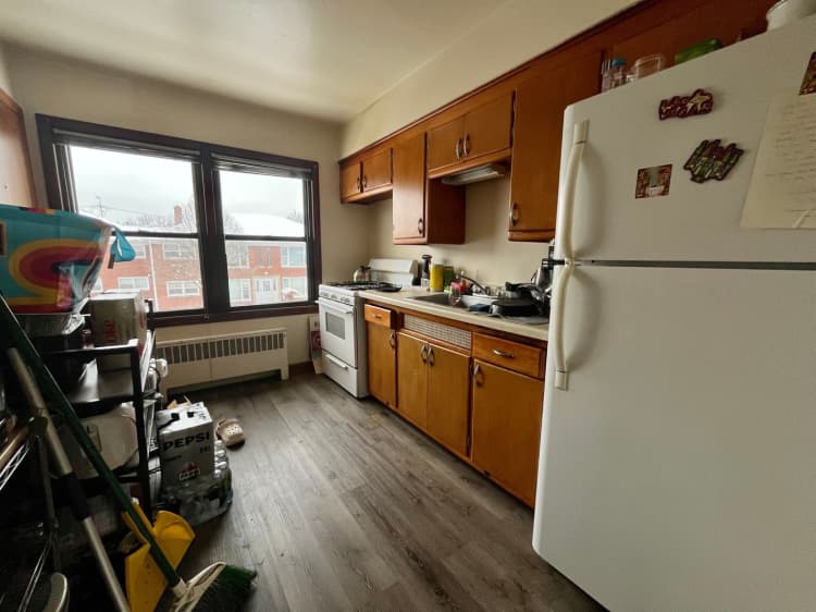 Milwaukee County apartments for rent - image - large (4).jpeg