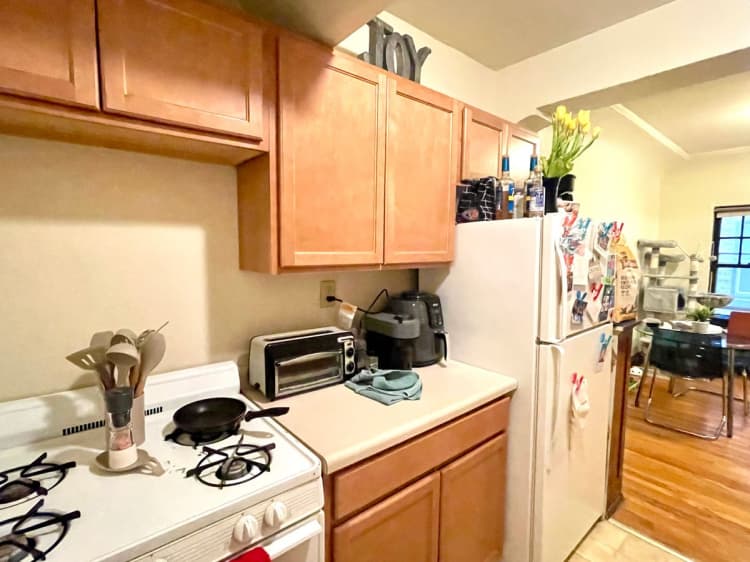 Milwaukee County apartments for rent - image - large (16).jpeg