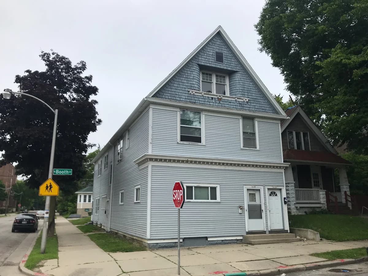 Milwaukee County apartments for rent - Property image - 3176/78 N Booth - 1