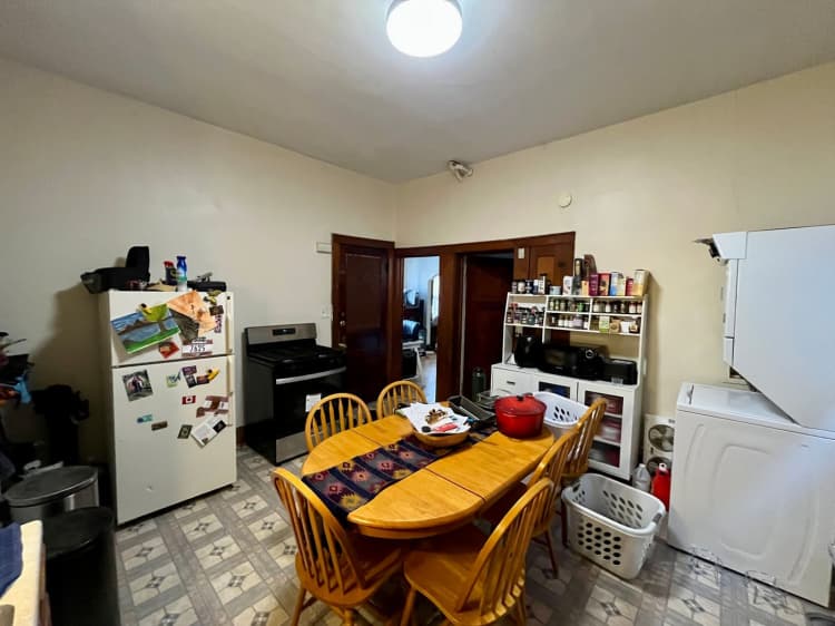 Milwaukee County apartments for rent - image - large (1).jpeg