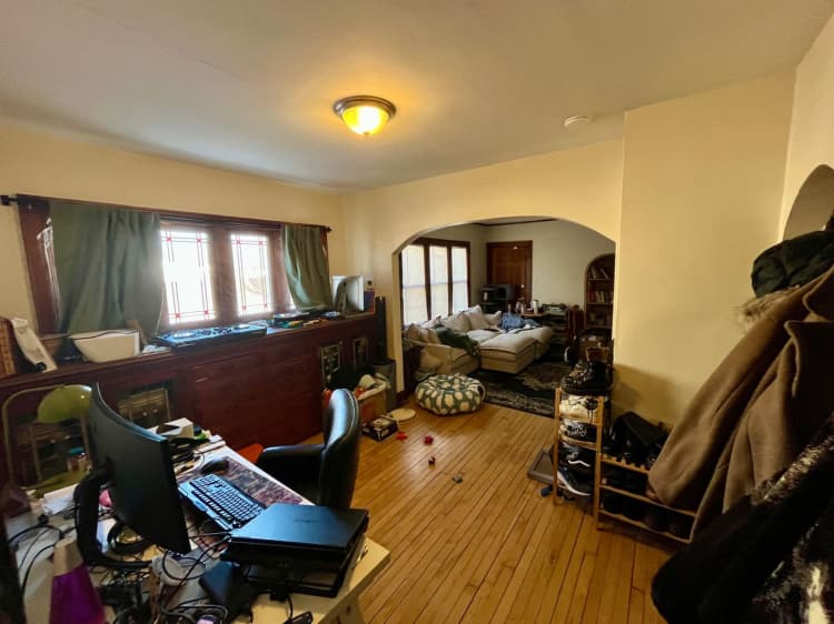 Milwaukee County apartments for rent - image - large (4).jpeg