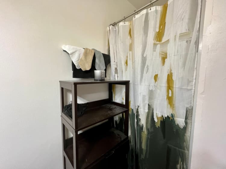 Milwaukee County apartments for rent - image - large (13).jpeg
