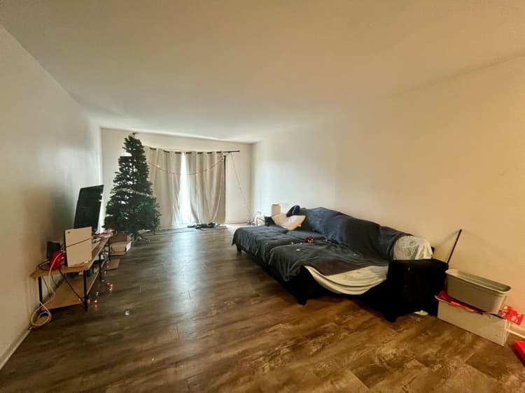 Milwaukee County apartments for rent - image - large (31).jpeg