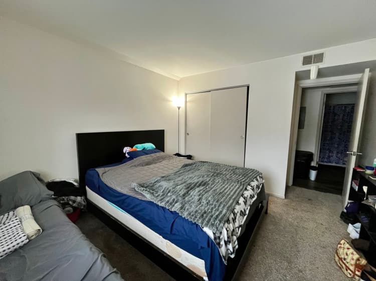 Milwaukee County apartments for rent - image - large (6).jpeg