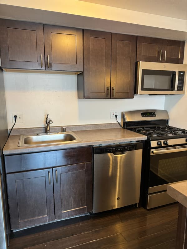 Milwaukee County apartments for rent - image - 1D2E7FA3-CC6F-401D-9E2C-1CAC10C72F03.jpg