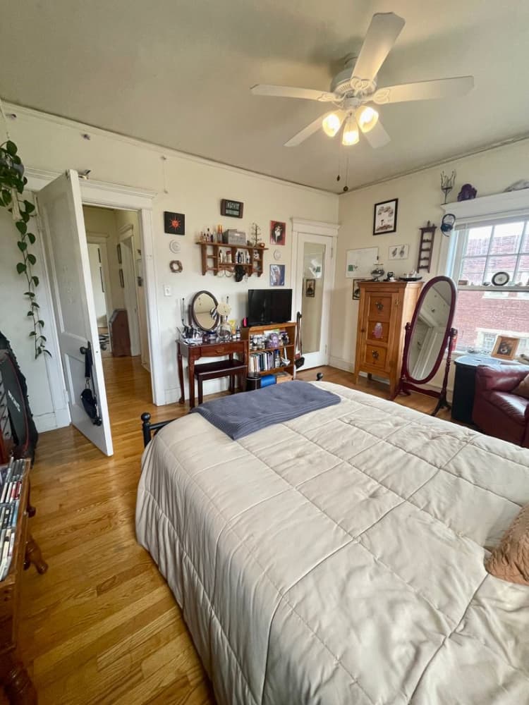 Milwaukee County apartments for rent - image - large (38).jpeg