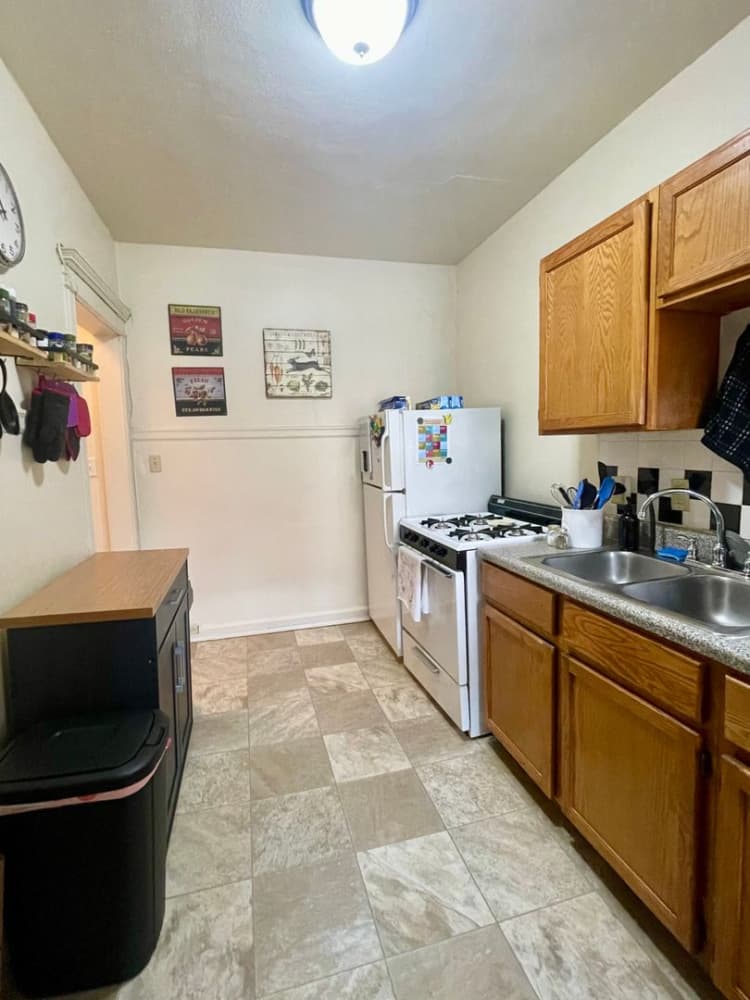 Milwaukee County apartments for rent - image - large (35).jpeg