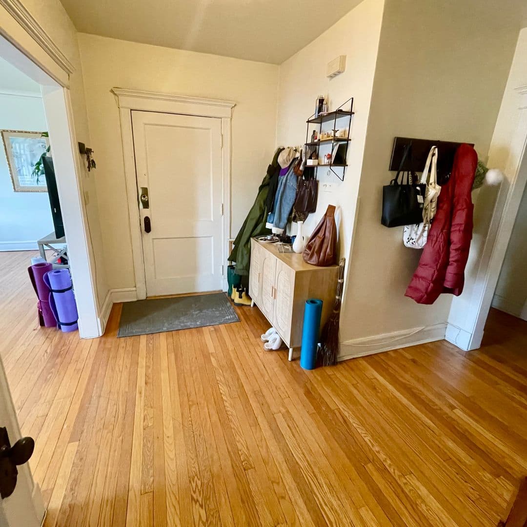 Milwaukee County apartments for rent - image - large (21).jpeg