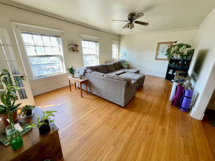 Milwaukee County apartments for rent - image - large (12).jpeg