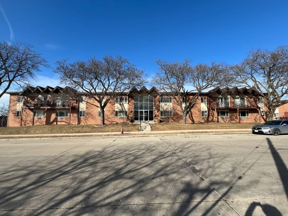 Milwaukee County apartments for rent - Property image - 10628 W Dakota St. - 3