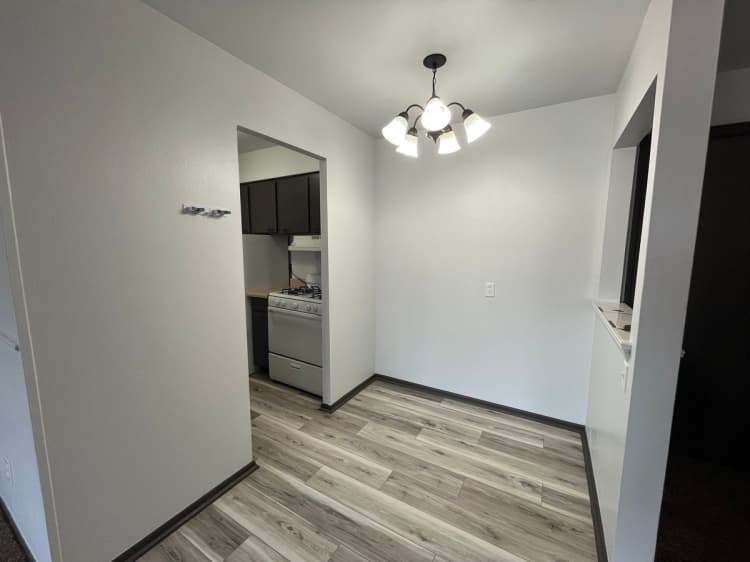 Milwaukee County apartments for rent - image - large (2).jpeg