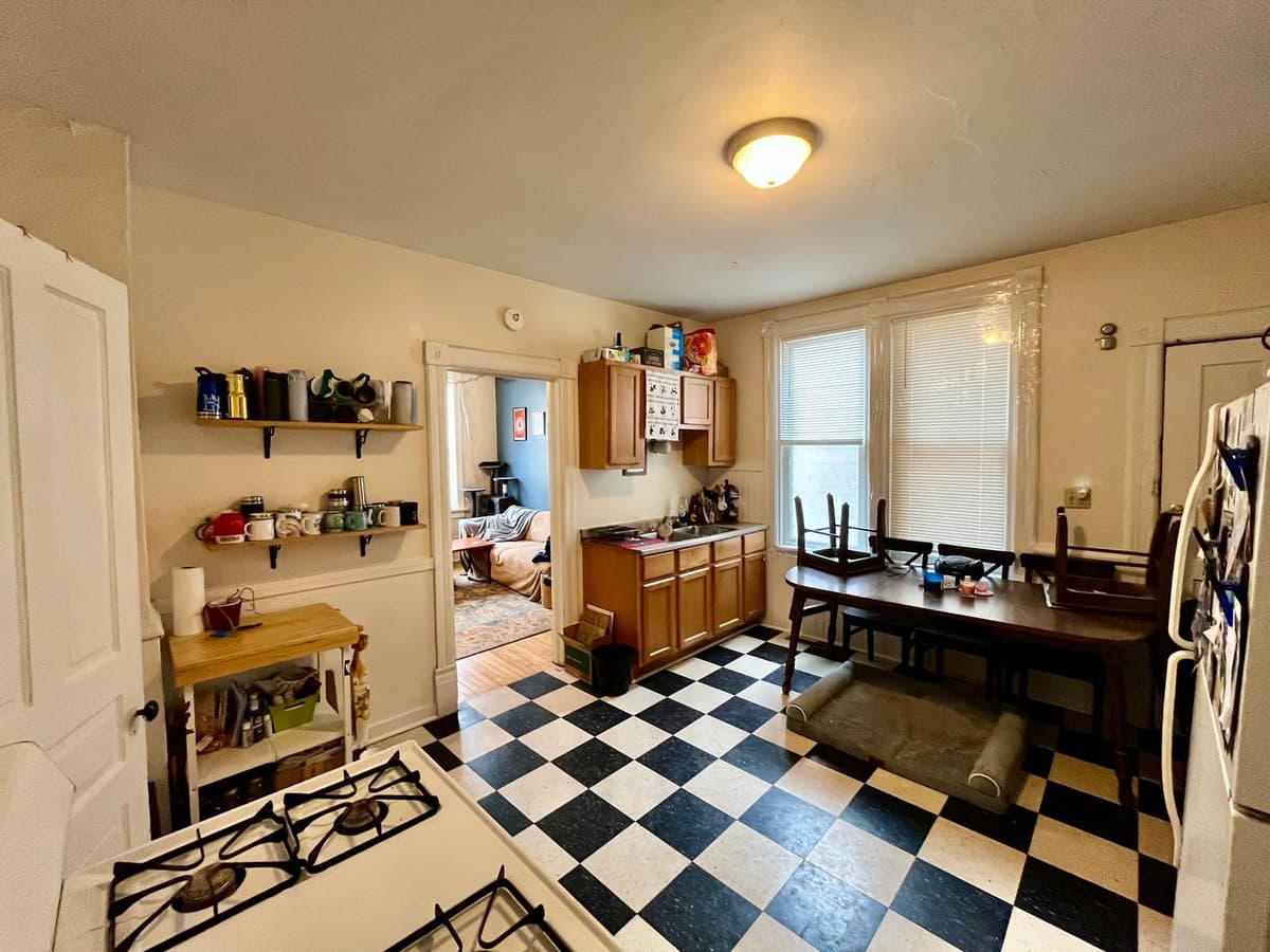 Milwaukee County apartments for rent - Property image - 2437 N Weil St - 2