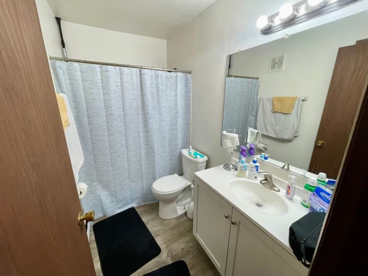 Milwaukee County apartments for rent - image - large (10).jpeg