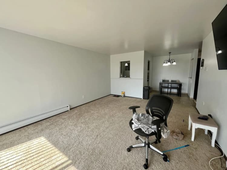 Milwaukee County apartments for rent - image - imgi_27_large.webp