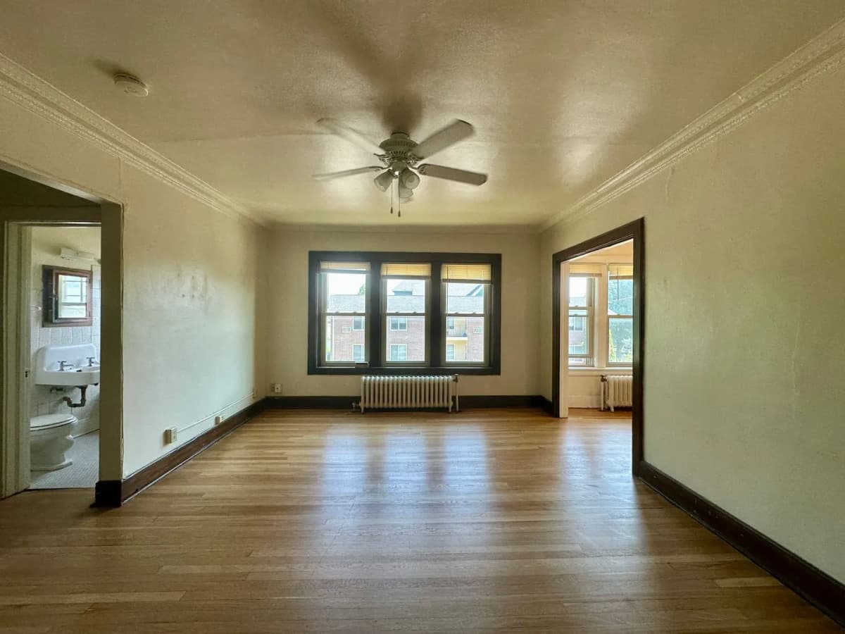 Milwaukee County apartments for rent - image - imgi_17_large.webp