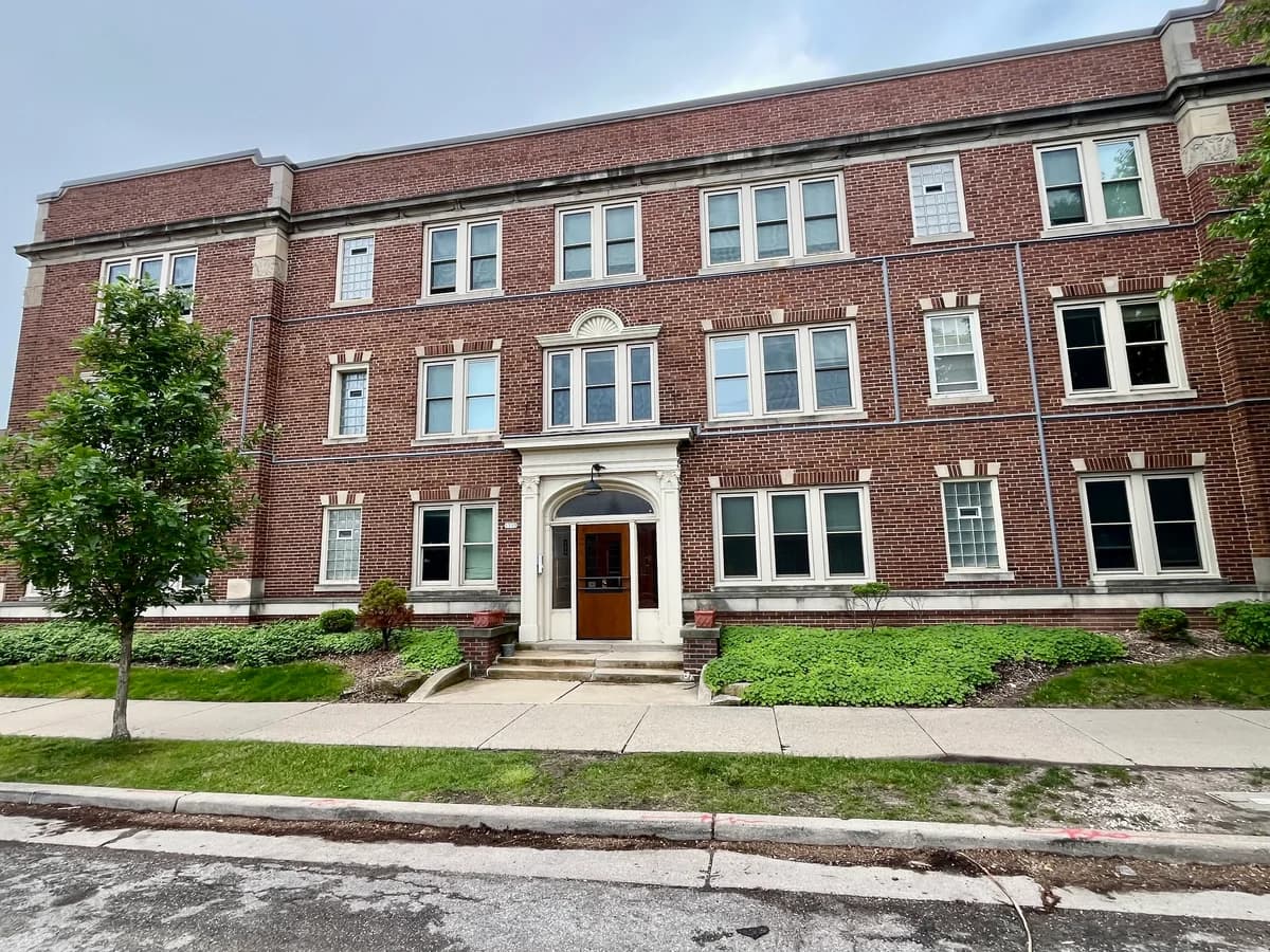 Milwaukee County apartments for rent - image - property-image-1793203332877.jpeg