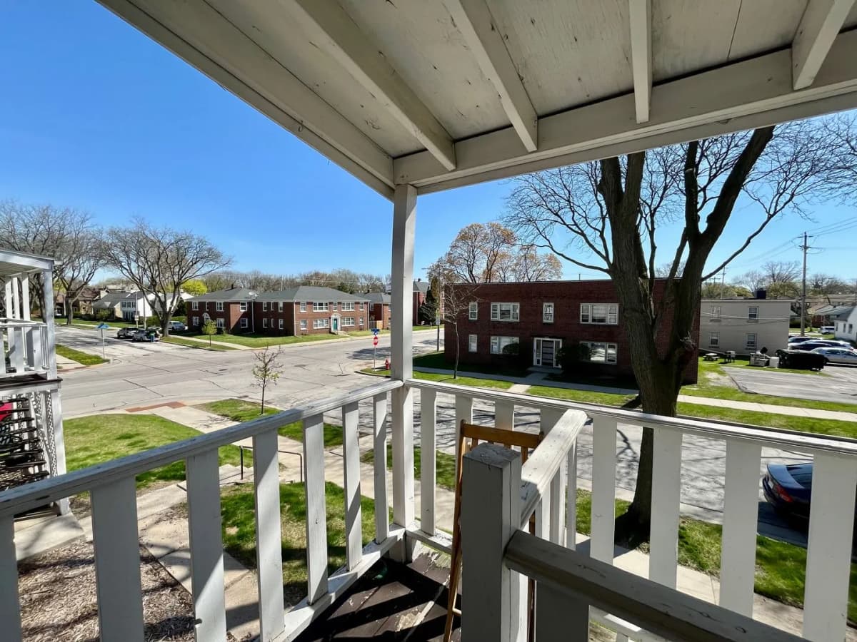 Milwaukee County apartments for rent - image - imgi_19_large.webp