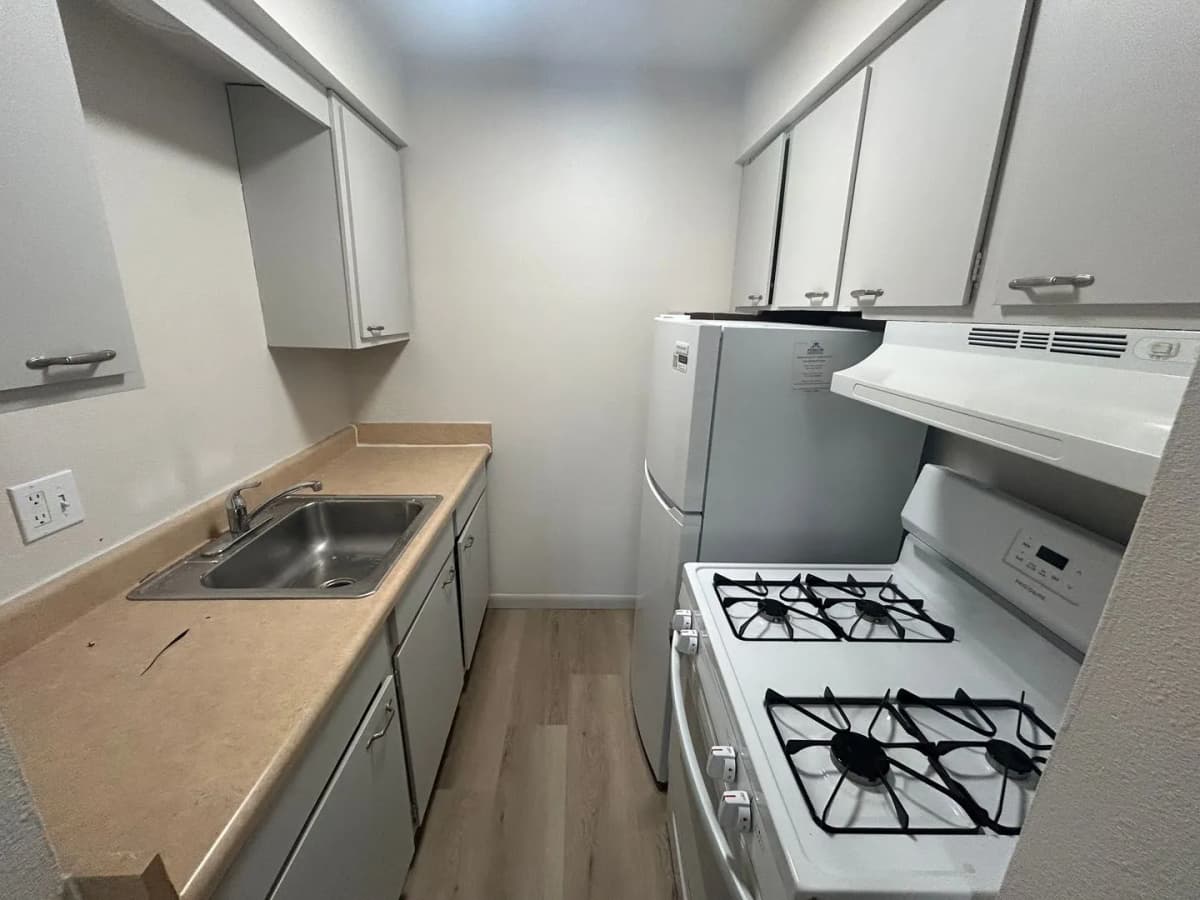Milwaukee County apartments for rent - Property image - 5433 W National Ave - 2