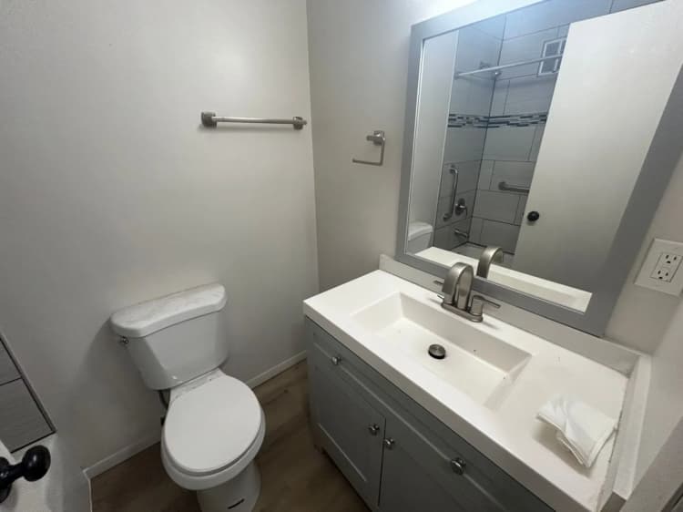 Milwaukee County apartments for rent - image - imgi_16_large.webp