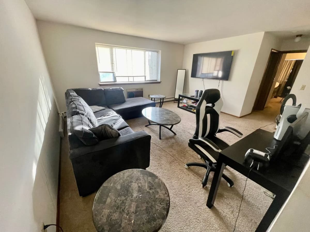 Milwaukee County apartments for rent - Property image - 2639 N Prospect Ave - 2