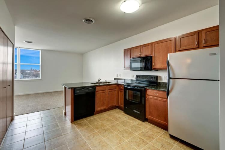 Milwaukee County apartments for rent - image - 26294168