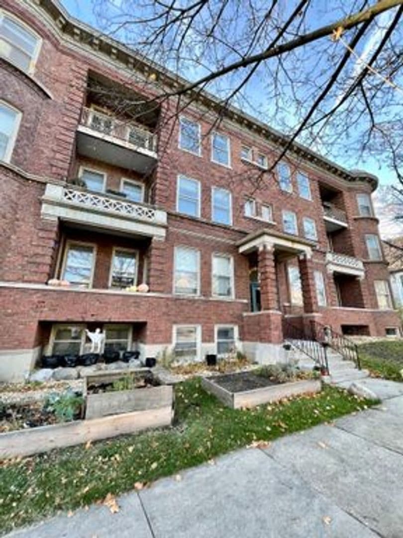 Milwaukee County apartments for rent - Property image - 2920 E Hampshire St - 1