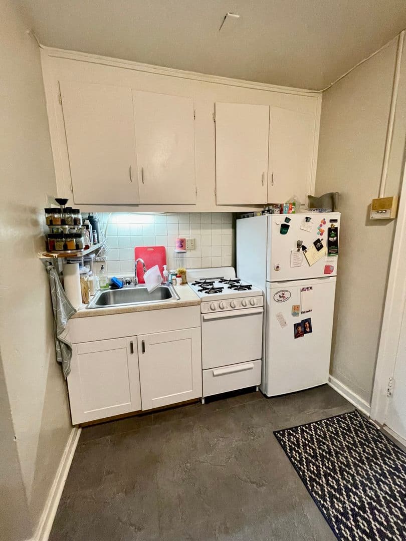 Milwaukee County apartments for rent - image - large (5).jpeg