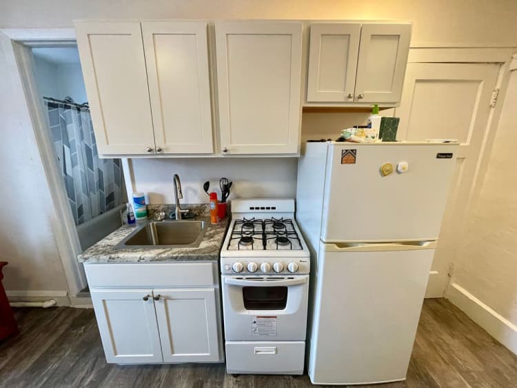 Milwaukee County apartments for rent - image - large (2).jpeg