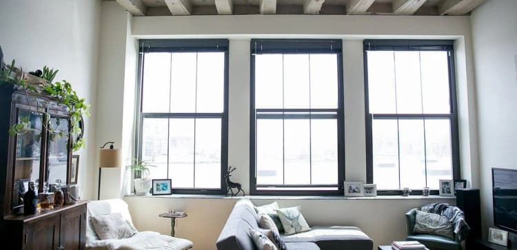 Milwaukee County apartments for rent - image - Bridgeview - Living room 2.jpg