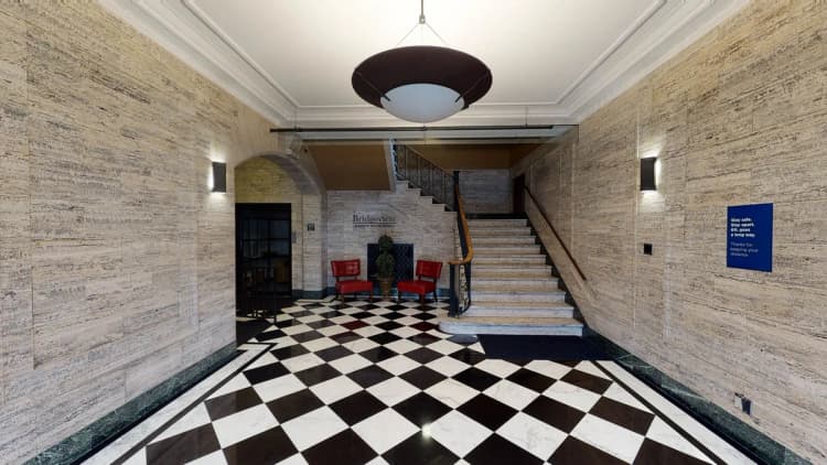 Milwaukee County apartments for rent - image - Bridgeview - Enterence.jpg