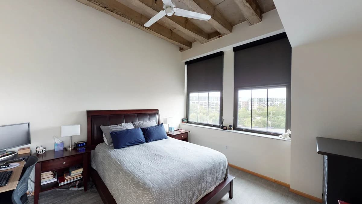 Milwaukee County apartments for rent - image - Bridgeview - Bedroom.jpg