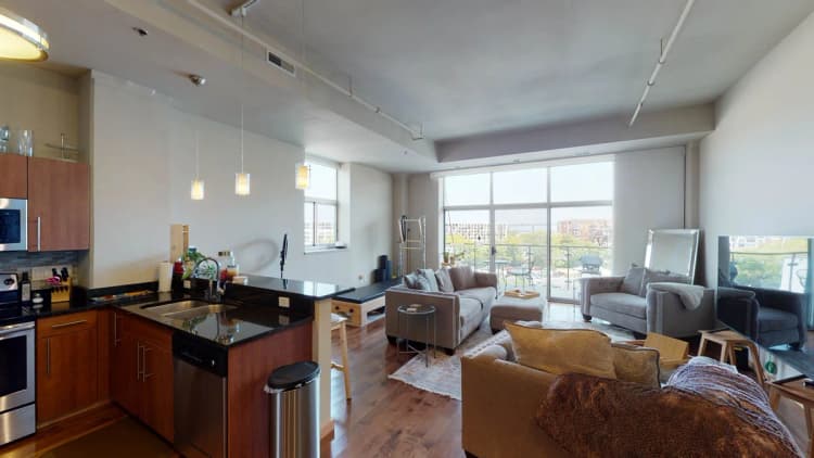Milwaukee County apartments for rent - image - Oregon Apartments - Kitchen 1.jpg