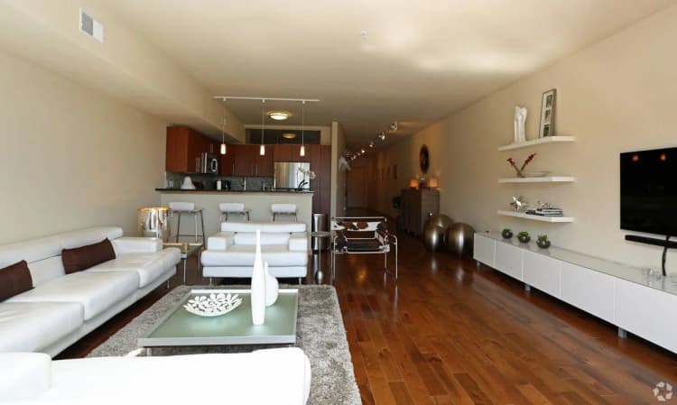 Milwaukee County apartments for rent - image - Oregon Apartments - Living room 3.jpg