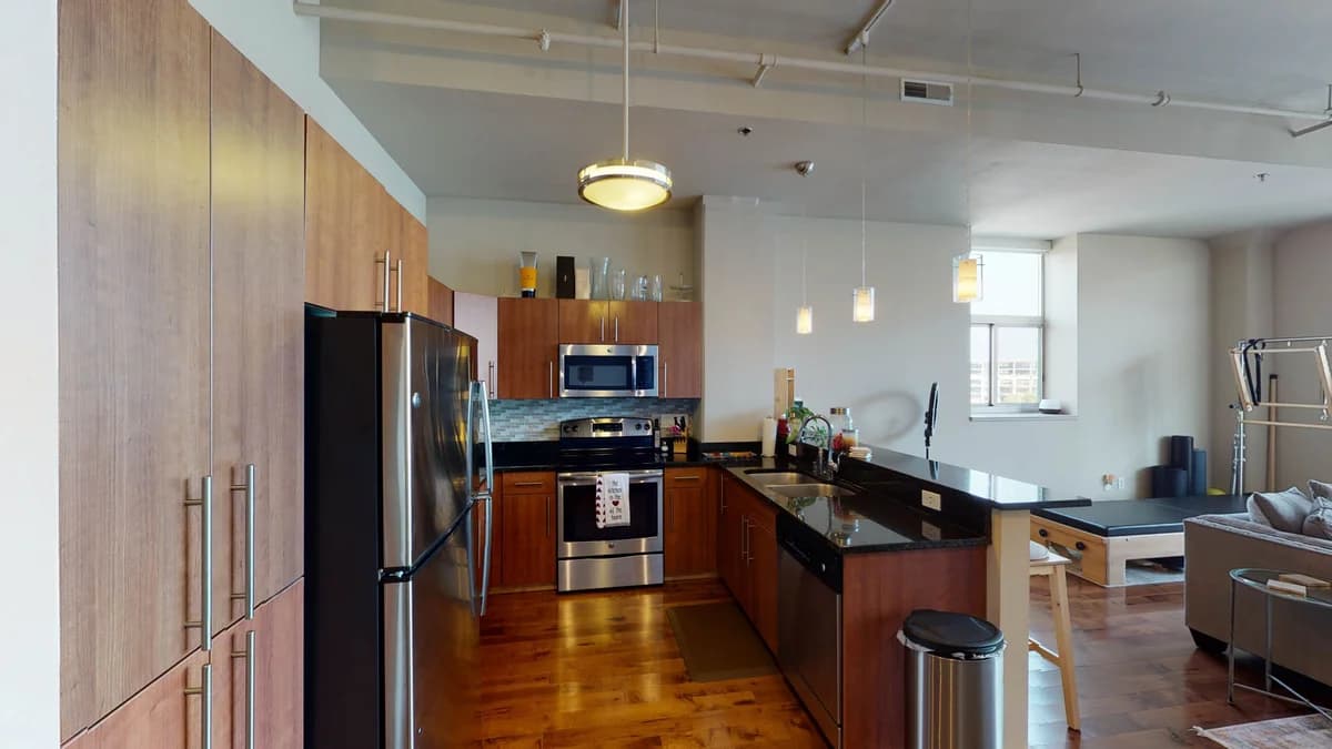 Milwaukee County apartments for rent - image - Oregon Apartments - Kitchen 7.jpg